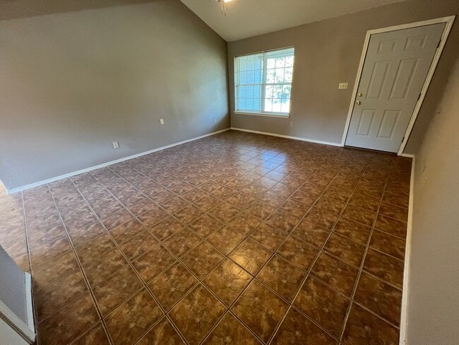 Photo - 3 Bed 1.5 Bath Total Electric House, With 1 Car Garage. Yard Care Included.