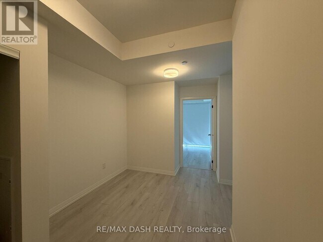 Photo - 280 Dundas St W Unit 708
