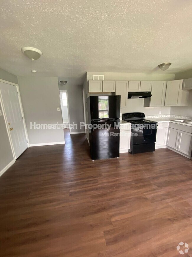 Building Photo - 4663 S Spring Ave Unit 3 Rental