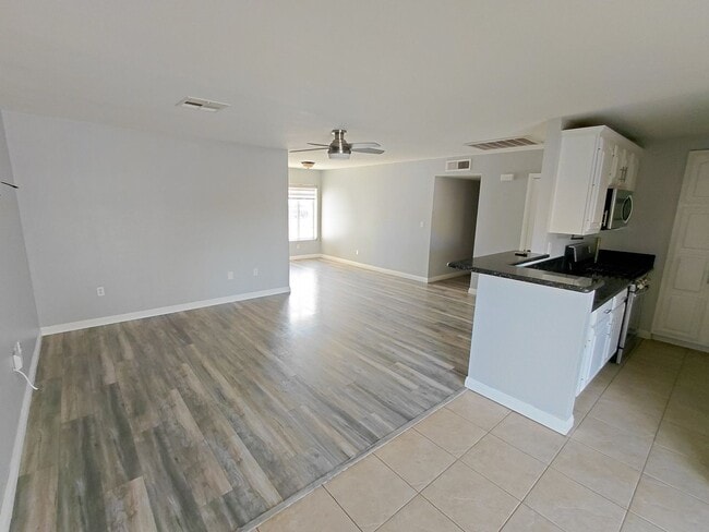 Photo - 1190 Ocotillo Dr