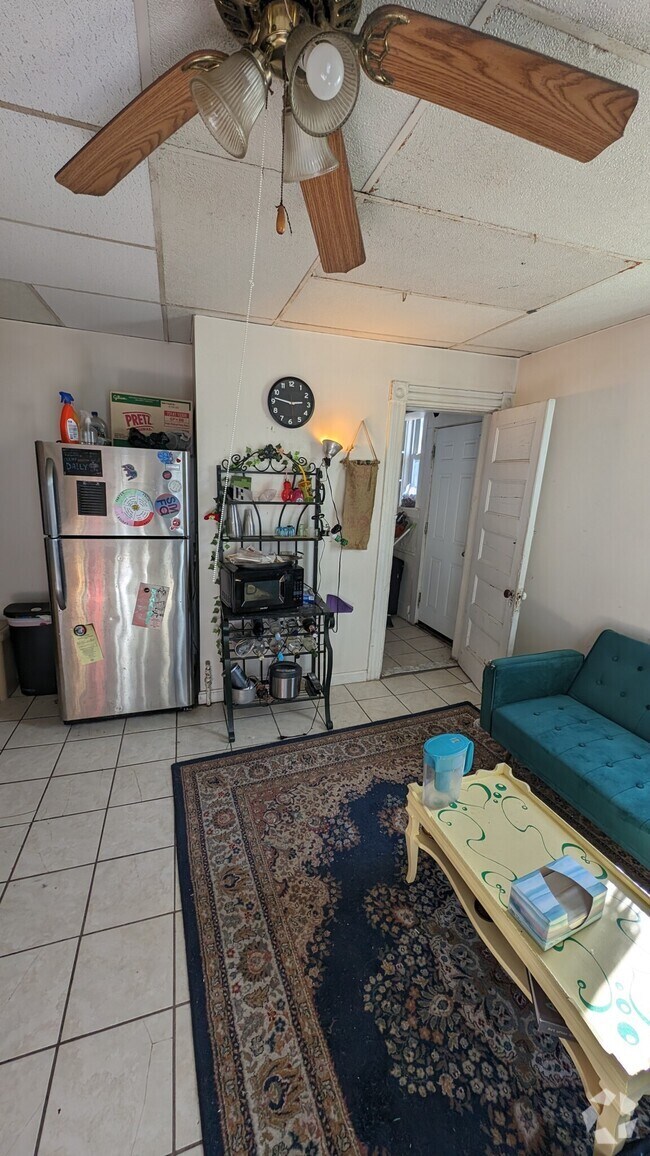 Building Photo - 50 Fisher Ave Rental