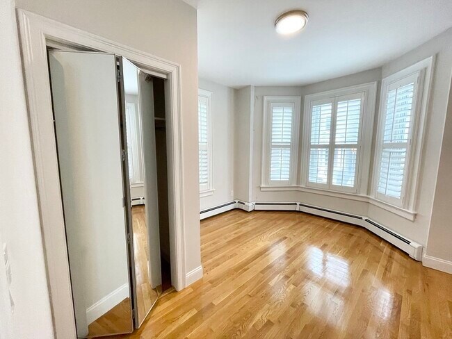 Photo - 130 Boston St Unit 1