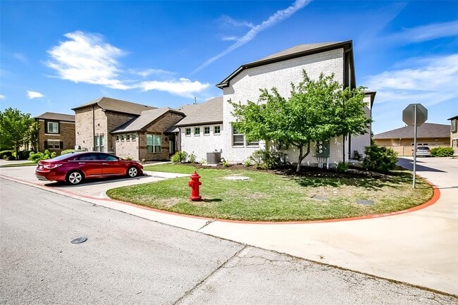 Building Photo - 7220 Wyoming Springs Dr Unit 1203 Rental