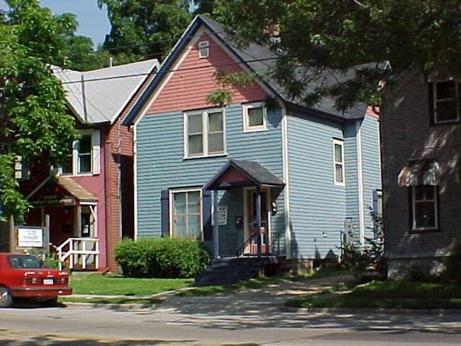 Photo - 1129 Williamson St Unit 1