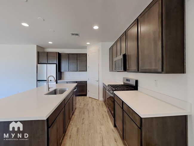 Photo - 13409 W Tether Trail