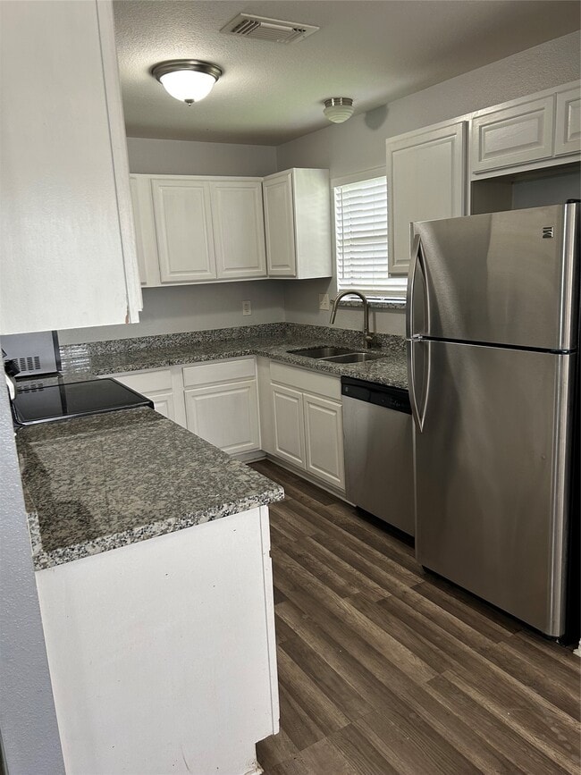 Photo - 2336 N Pearland Ave Unit C