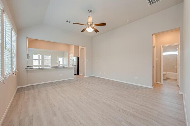 Photo - 1091 Lilly Ln