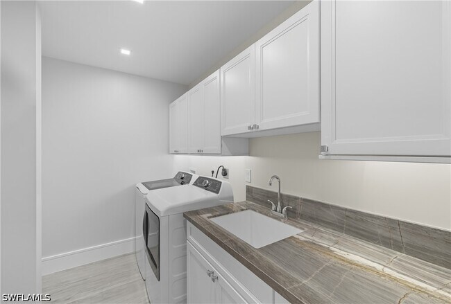 Photo - 360 Carlton Pl Unidad 11