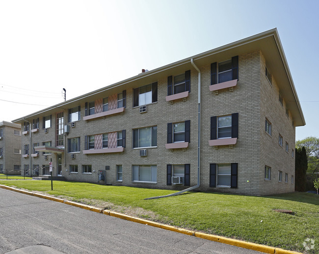 Photo - Mast Apartments I & II