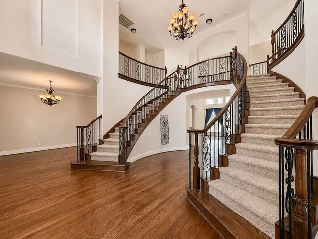 Photo - 7304 Meadow Glen Dr