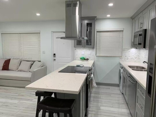 Photo - 600 NE 7th Ave Unit 12