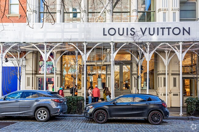 Entrance - 118 Greene St