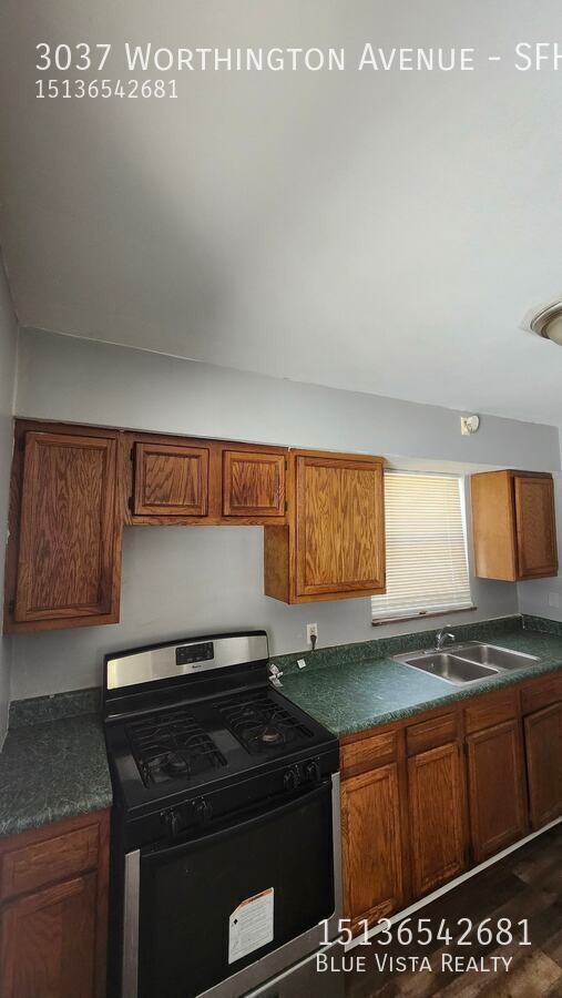 Building Photo - 3037 Worthington Ave Rental