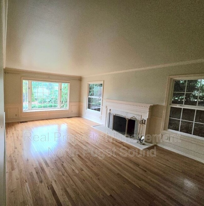 Photo - 18213 157th Ave NE