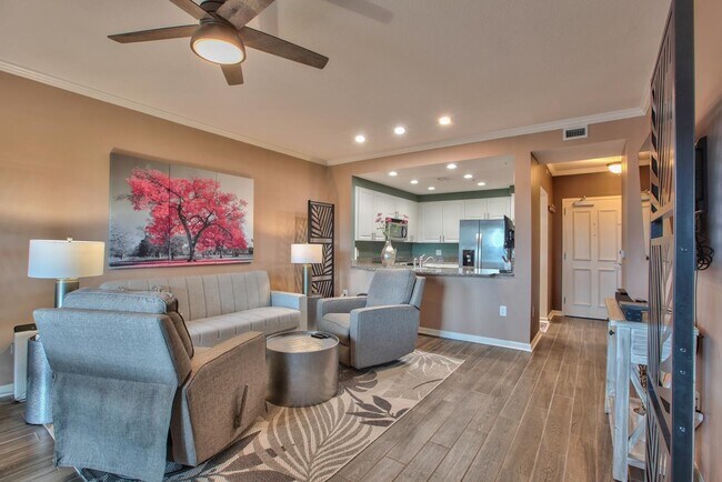 Photo - 121 N Monroe St Unit 1004