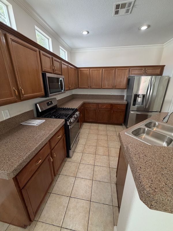 Photo - 4432 Lobero Ave