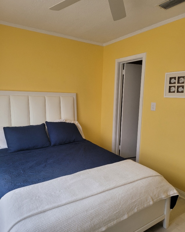 1990 S Fletcher Ave Unit 6