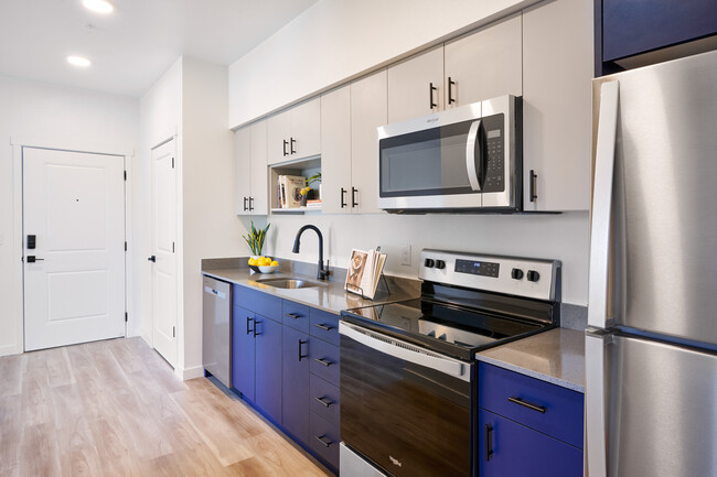 Building Photo - The Lawrence Apartments