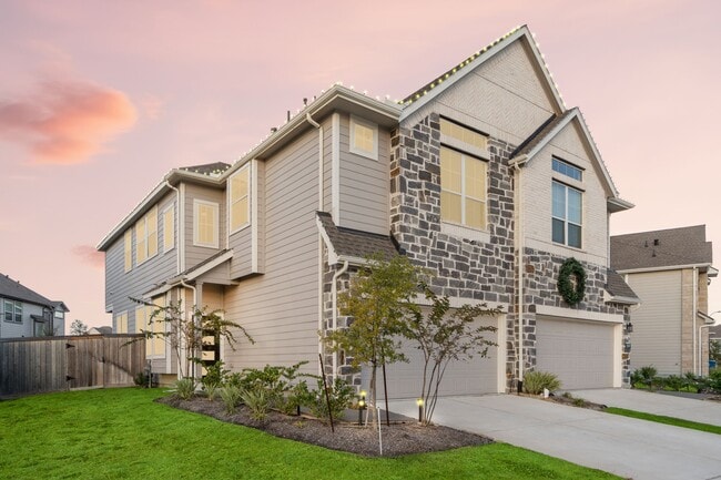 Building Photo - 21146 Medina River Dr