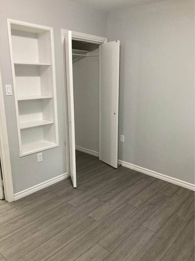 Photo - 4-106 Byron Unité 4