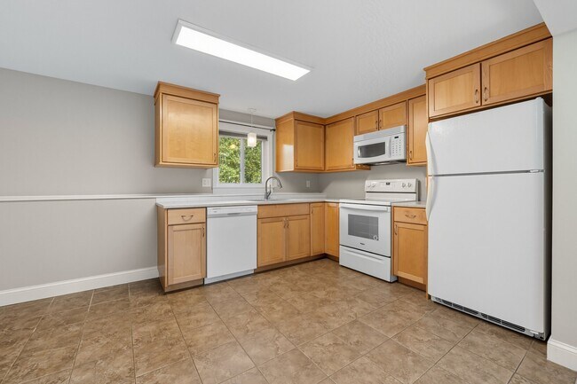 35 Prescott Rd Unidad B
