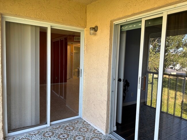 Photo - 1562 SE Royal Green Cir Unit T204