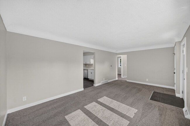 Photo - 3902 43rd St Unit 3902 43rd