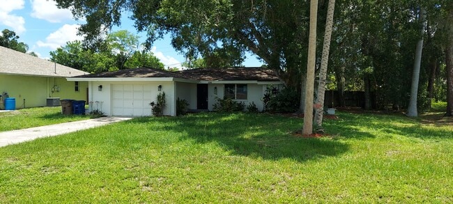 Building Photo - 2260 Davis Blvd