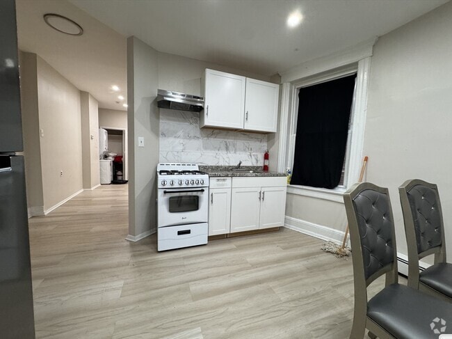 Building Photo - 95 Bostwick Ave Unit 1A Rental