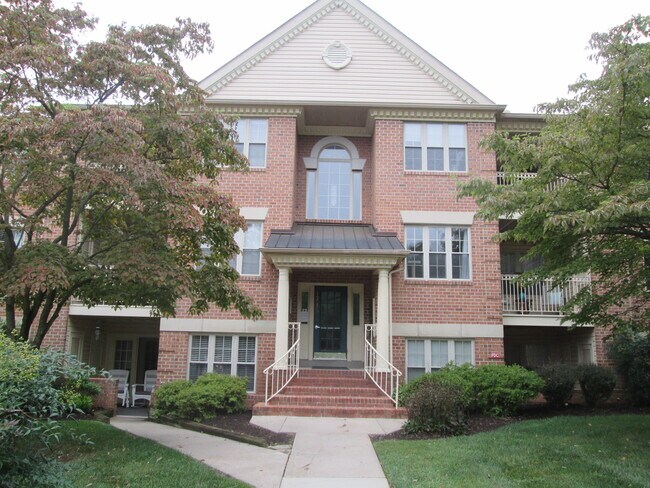 Photo - 1715 Landmark Dr Condo Unit C