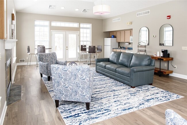 Photo - 607 Farmstead Ct