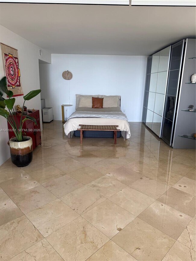 Photo - 5750 Collins Ave Unit 9K