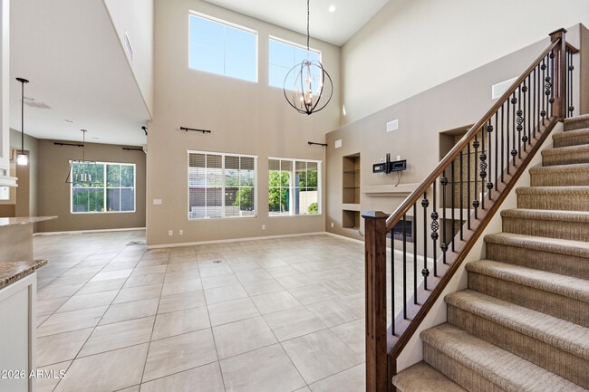 1930 E Horseshoe Dr