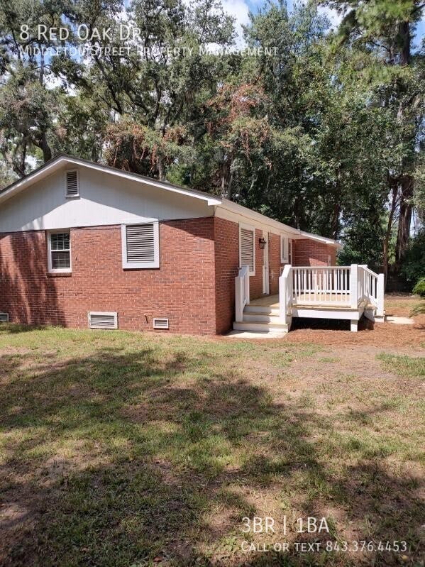 Photo - 8 Red Oak Dr