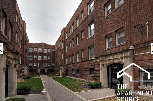 Photo - 3267 W Wrightwood Ave Unit 1