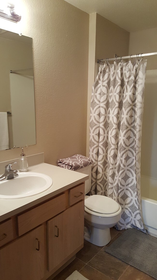 North Creek Heights Apartments