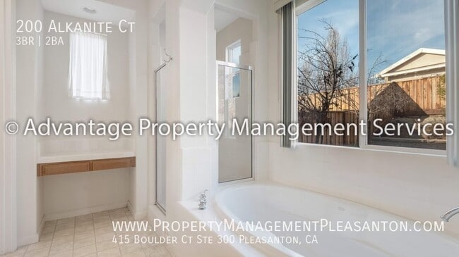 Photo - 200 Alkanite Ct