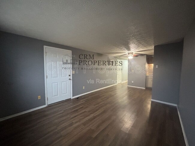 Photo - 1330 S Jay St