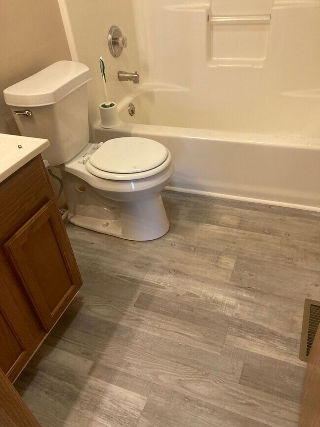 Photo - 509 Tuttle Ave Unit 509A Tuttle Avenue