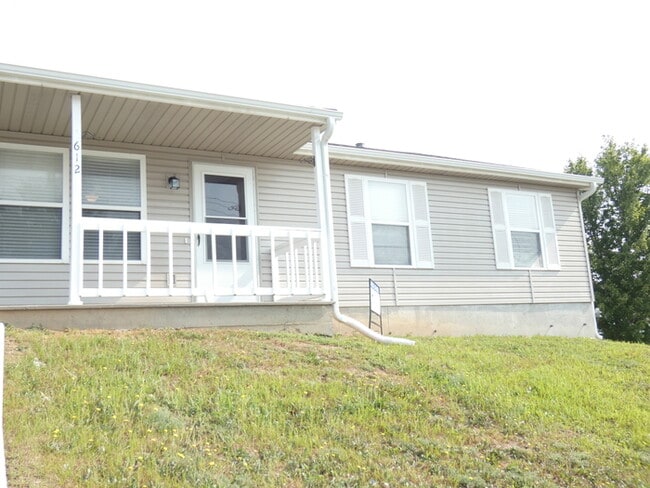 Photo - Beautiful Duplex in Gladstone, MO