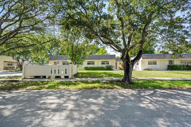 Photo - 17244 SW 112th Pl Unit 21342
