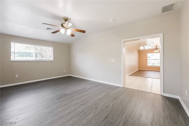Photo - 12613 Sixth St