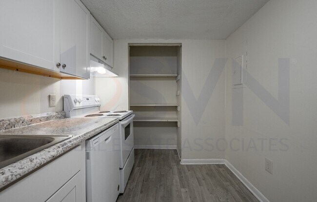 Photo - Chapel Hill 2-Bedroom Condo for Rent | 104...