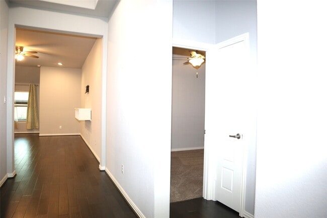 Photo - 4553 New Country Dr