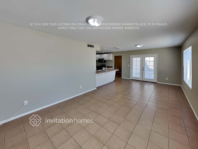 Photo - 10902 W Montecito Ave