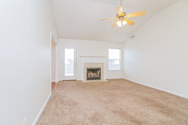 Photo - 1227 Matterhorn Run