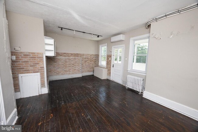 Photo - 17 W State St Unit 3RD FLOOR