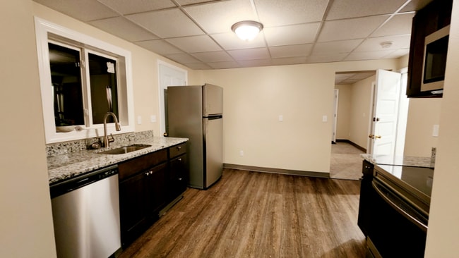 Photo - 1210 Swetland St