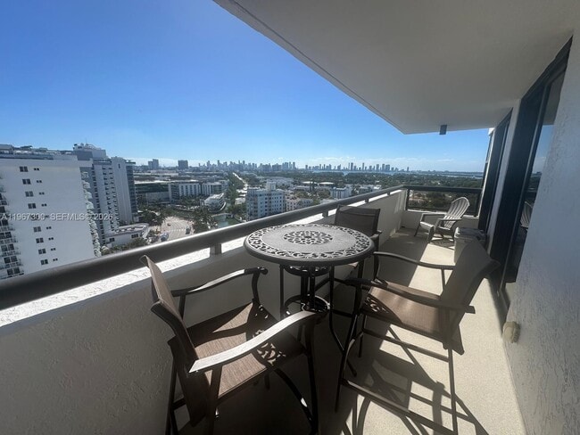 Photo - 2555 Collins Ave Unit 1914