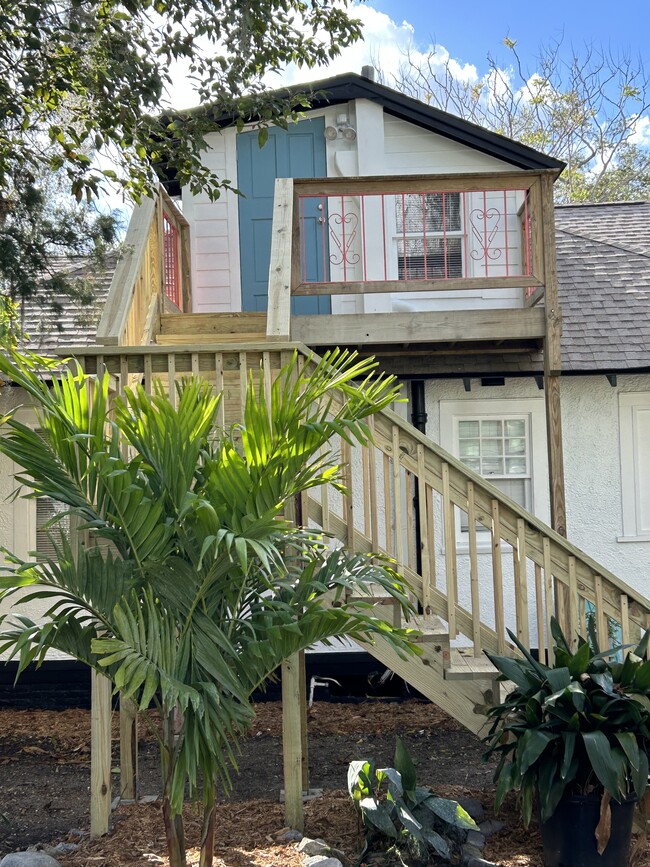 Building Photo - 407 Magnolia St Unit 1